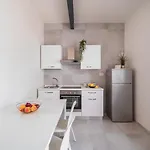 Appartement Lepanto 117 *