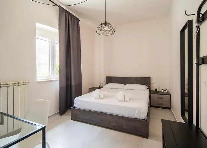 Lepanto 117 Monopoli